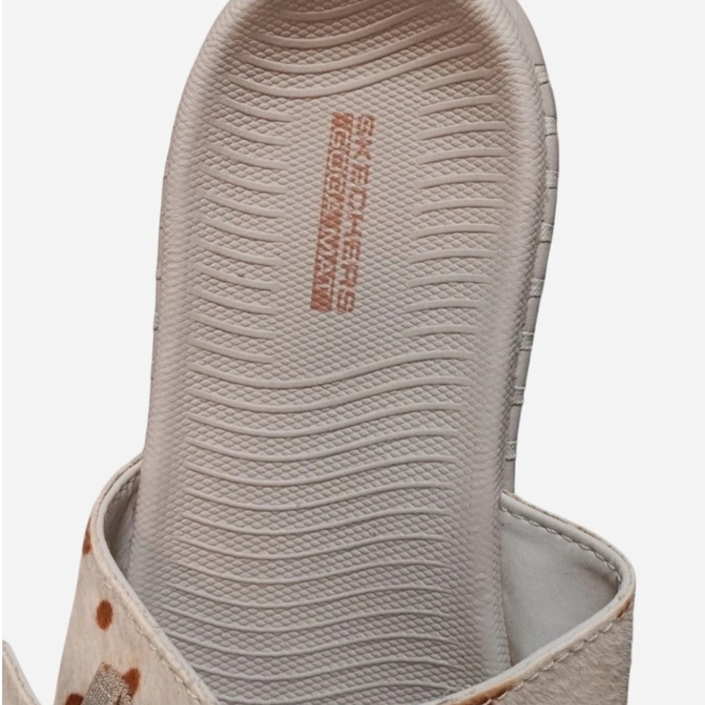 Cowhide-Print Goga Mat Skechers Sandals - Picture 4 of 6